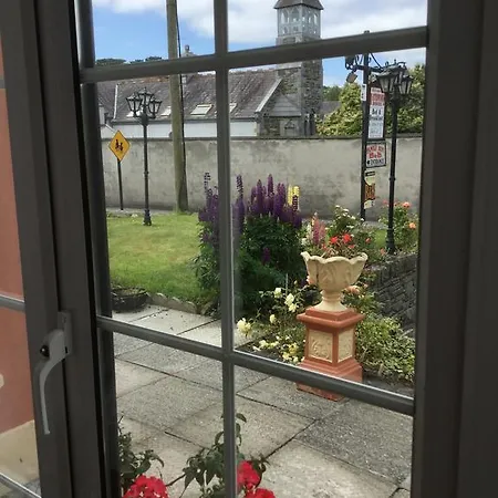 Rathmore House Cill Airne